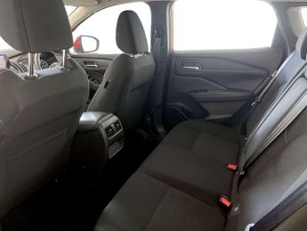 Nissan Qashqai 1.3 DIG-T MHEV Acenta Premium SUV 5dr Petrol Hybrid Manual Euro 