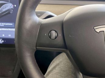 Tesla Model 3 (Dual Motor) Long Range Saloon 4dr Electric Auto 4WDE (346 ps)