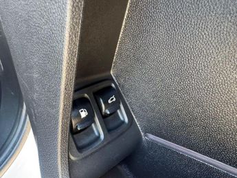 MINI COUNTRYMAN 1.5 7.6kWh Cooper SE Classic SUV 5dr Petrol Plug-in Hybrid Auto 