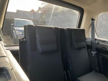 Land Rover Discovery 4 3.0 SD V6 SE Auto 4WD Euro 5 (s/s) 5dr