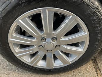 Land Rover Discovery 4 3.0 SD V6 SE Auto 4WD Euro 5 (s/s) 5dr