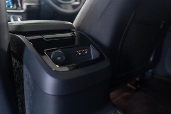 Volvo V90 2.0h T6 Recharge 18.8kWh Ultimate Auto AWD Euro 6 (s/s) 5dr