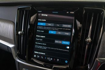 Volvo V90 2.0h T6 Recharge 18.8kWh Ultimate Auto AWD Euro 6 (s/s) 5dr