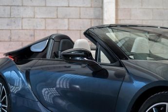 BMW i8 1.5 11.6kWh Roadster Auto 4WD Euro 6 (s/s) 2dr