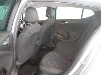 Vauxhall Astra 1.5 Turbo D Business Edition Nav Euro 6 (s/s) 5dr