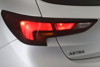 Vauxhall Astra 1.5 Turbo D Business Edition Nav Euro 6 (s/s) 5dr