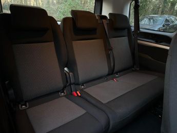 Toyota PROACE Verso 2.0D Shuttle Medium MPV MWB Euro 6 (s/s) 5dr (9 Seat)