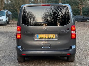Toyota PROACE Verso 2.0D Shuttle Medium MPV MWB Euro 6 (s/s) 5dr (9 Seat)