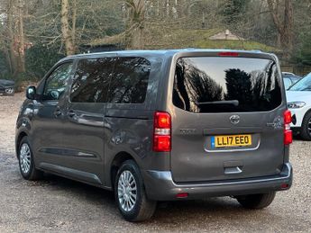 Toyota PROACE Verso 2.0D Shuttle Medium MPV MWB Euro 6 (s/s) 5dr (9 Seat)
