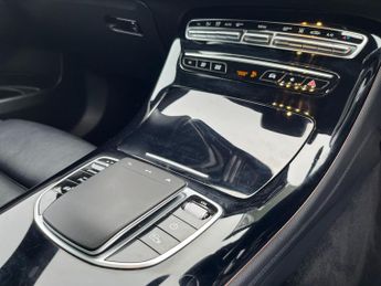 Mercedes-Benz EQC EQC 400 80kWh AMG Line (Premium) Auto 4MATIC 5dr