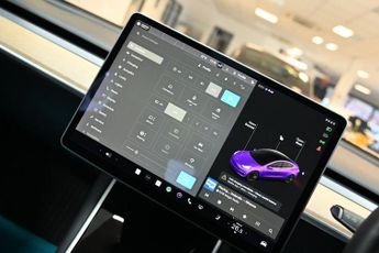 TESLA Model 3 Standard Range Plus Saloon 4dr Electric Auto RWD (241 bhp) +FREE