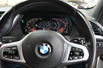 BMW 1 SERIES 1.5 118i M Sport Hatchback 5dr Petrol DCT Euro 6 (s/s) (140 ps) 