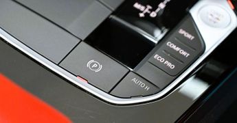 BMW 1 SERIES 1.5 118i M Sport Hatchback 5dr Petrol DCT Euro 6 (s/s) (140 ps) 