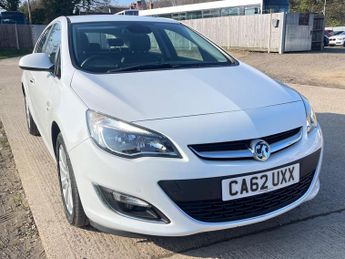 Vauxhall Astra 2.0 CDTi ecoFLEX Elite Euro 5 (s/s) 5dr