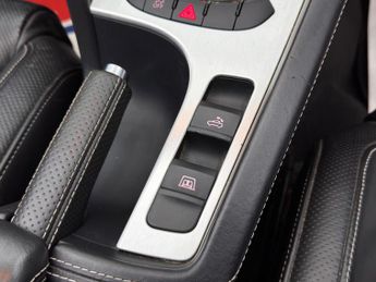 Audi TT RS 2.5 TFSI RS Roadster S Tronic quattro Euro 5 2dr