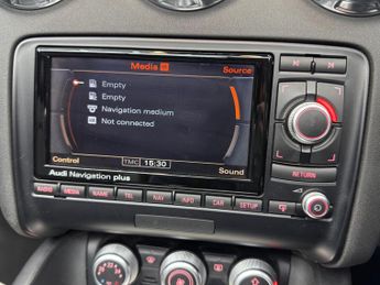 Audi TT RS 2.5 TFSI RS Roadster S Tronic quattro Euro 5 2dr