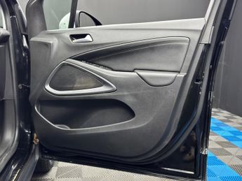 Vauxhall Crossland 1.2 Turbo Elite Auto Euro 6 (s/s) 5dr