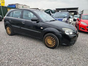 Kia Rio 1.4 1 5dr