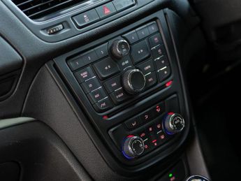 Vauxhall Mokka 1.7 CDTi Exclusiv 2WD Euro 5 (s/s) 5dr