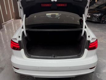 Audi A3 2.0 TDI S line S Tronic Auto 6Spd quattro Euro 6 (s/s) 4dr