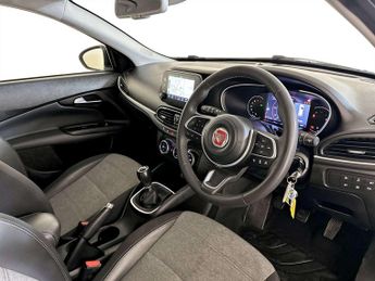 Fiat Tipo 1.0 Cross Hatchback 5dr Petrol Manual Euro 6 (s/s) (100 bhp)