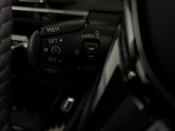 Peugeot 208 1.2 PureTech Allure Premium + EAT Euro 6 (s/s) 5dr