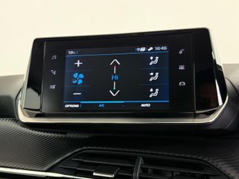 Peugeot 208 1.2 PureTech Allure Premium + EAT Euro 6 (s/s) 5dr