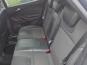 Ford Focus 1.6T EcoBoost Titanium X Euro 5 (s/s) 5dr