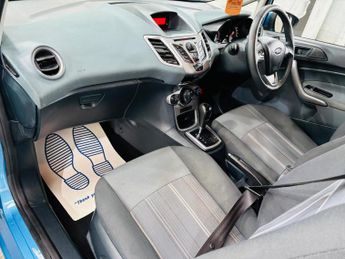 Ford Fiesta 1.4 Style + 5dr