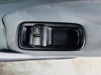 Ford Fiesta 1.4 Style + 5dr