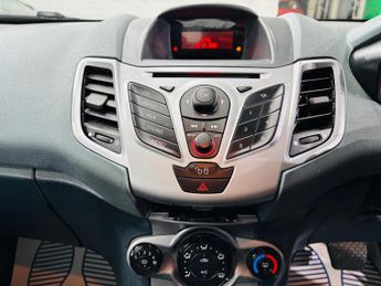 Ford Fiesta 1.4 Style + 5dr