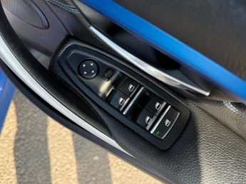 BMW 3 Series 2.0 330e 7.6kWh M Sport Auto Euro 6 (s/s) 4dr