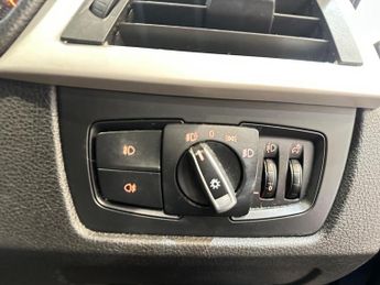 BMW 3 Series 2.0 320d ED EfficientDynamics Business Auto Euro 5 (s/s) 4dr