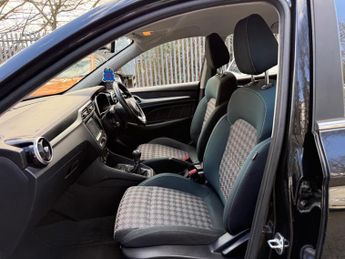 MG MG ZS 1.5 VTi-TECH Excite Euro 6 (s/s) 5dr