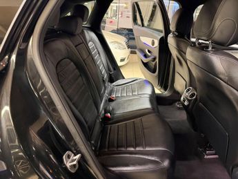 Mercedes-Benz GLC 2.0 GLC300de 13.5kWh AMG Line (Premium) G-Tronic+ 4MATIC Euro 6 