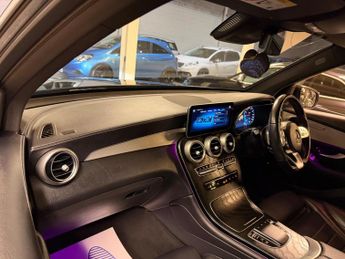 Mercedes-Benz GLC 2.0 GLC300de 13.5kWh AMG Line (Premium) G-Tronic+ 4MATIC Euro 6 
