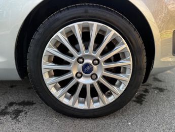 Ford Fiesta 1.0T EcoBoost Titanium Powershift Euro 5 5dr
