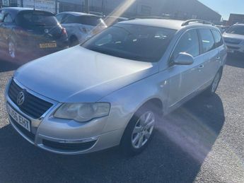 Volkswagen Passat 2.0 TDI SE Euro 4 5dr