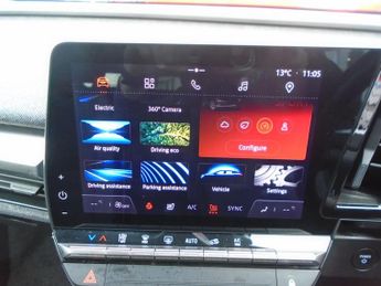 Renault Megane E-Tech 60kWh iconic Auto 5dr (optimum charge)