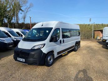 Peugeot Boxer 2.2 BlueHDi 435 Professional Manual L4 H2 Euro 6 (s/s) 5dr