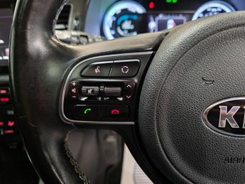Kia Niro 1.6h GDi 4 DCT Euro 6 (s/s) 5dr ( 16in Alloy)