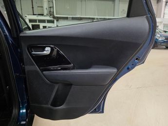 Kia Niro 1.6h GDi 4 DCT Euro 6 (s/s) 5dr ( 16in Alloy)