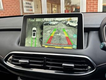 MG MG HS 1.5 T-GDI 16.6kWh SE Auto Euro 6 (s/s) 5dr