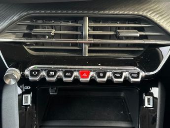 Peugeot E-2008 50kWh Allure Premium Auto 5dr (7kW Charger)