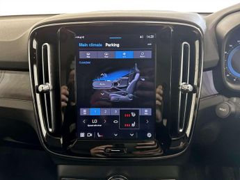 Volvo C40 Twin Recharge 78kWh Ultimate SUV 5dr Electric Auto AWD (408 ps)