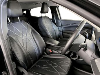 Ford Mustang Mach-E Standard Range 70kWh SUV 5dr Electric Automatic (269 ps)