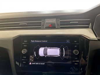 Volkswagen Passat 1.4 TSI 13kWh GTE Estate 5dr Petrol Plug-in Hybrid DSG Euro 6 (s