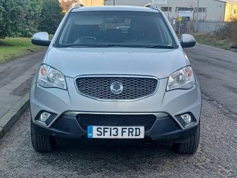 SsangYong Korando 2.0D ES Euro 5 5dr