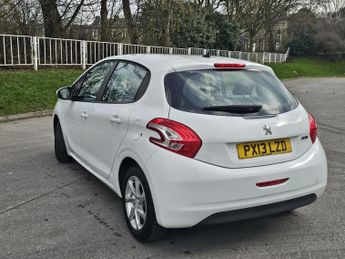 Peugeot 208 1.2 VTi Active Euro 5 5dr
