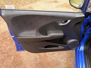 Honda Jazz 1.4 i-VTEC ES Plus CVT Euro 5 5dr